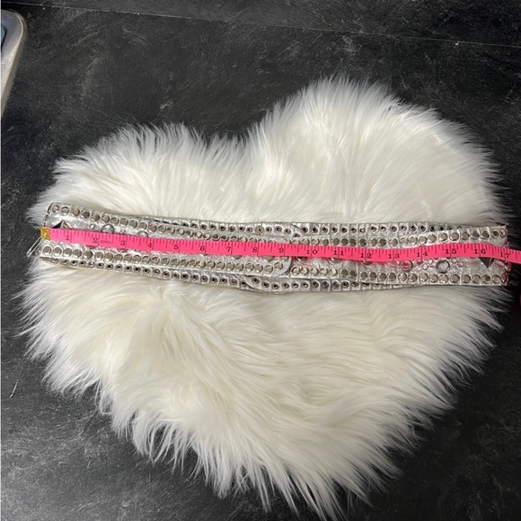 Sand Castle New York Vintage Silver Leather Belt - Picture 11 of 16